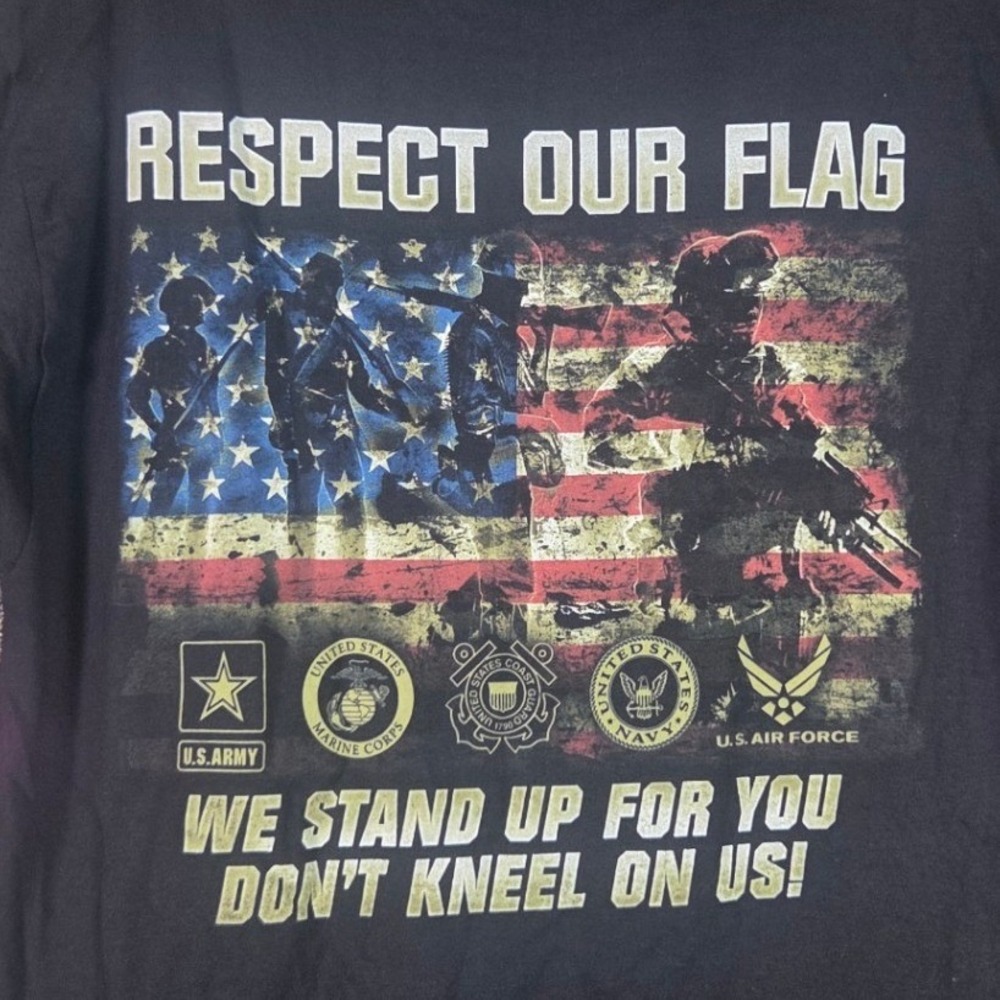 Alstyle Graphic T-Shirt Mens Large Black Respect Our Flag Military Post 180